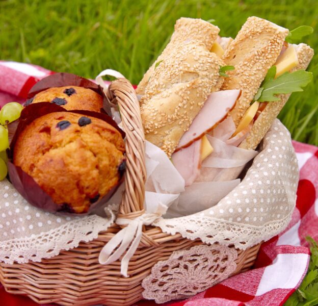 Picnic basket
