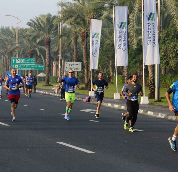 The image of people in running competition