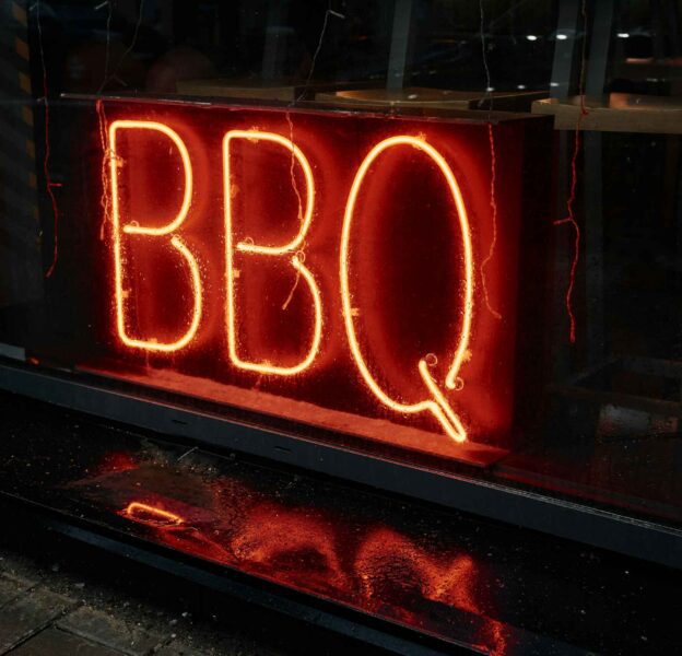 The image od BBQ light sign